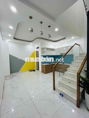sang nhà Q7, Huỳnh Tấn Phát, cầu Tân Thuận 1, 50m2, ngang 4.7m, nở
