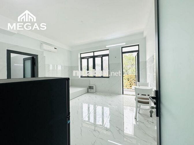 CĂN HỘ STUDIO - FULL NỘI THẤT - BAN CÔNG - MỚI 100% NGAY LÊ ĐỨC THỌ