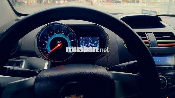2011 LT 1.2 MT - 10000 km