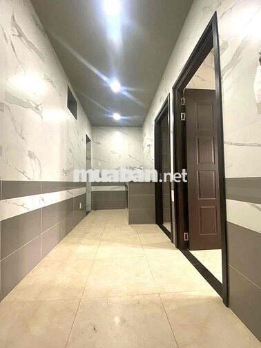 Căn Hộ 2 Phòng Ngủ Mặt Tiền Đường Nguyễn Thái Sơn