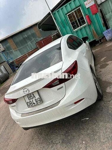 Mazda 3 2016 1.5 AT Sedan - 100000 km