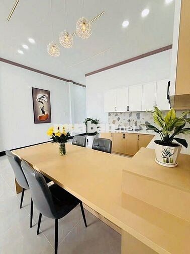 Giá rẻ bất ngờ vì cần xoay vốn nhà C4 ở Thới Tam Thôn Hóc Môn 790tr