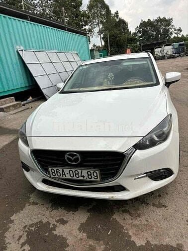 Mazda 3 2016 1.5 AT Sedan - 100000 km