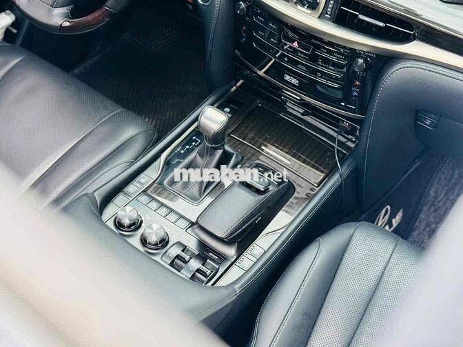 Lexus LX 570 Model 2017