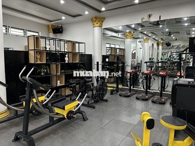 BÁN TOÀ NHÀ MẶT TIỀN ĐƯỜNG LÊ BÌNH