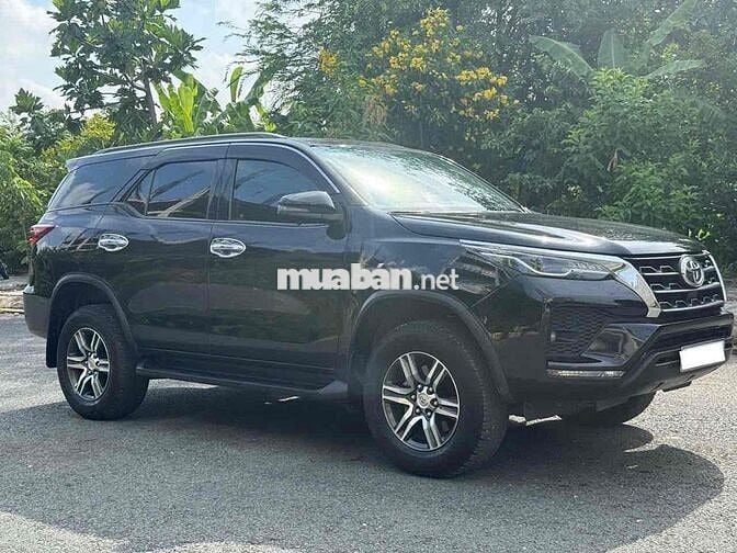 Toyota Fortuner 2020 2.4AT 4x2  - xe đẹp vay 70%