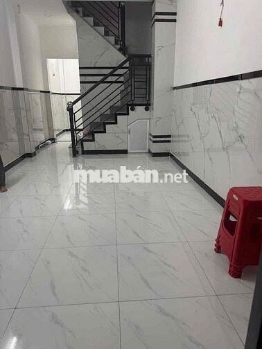 Nhà hxh 3x10, T3LSt, 5PN, 3WC, NT cơ bản, Nguyễn Đình Chính, Phú Nhuận