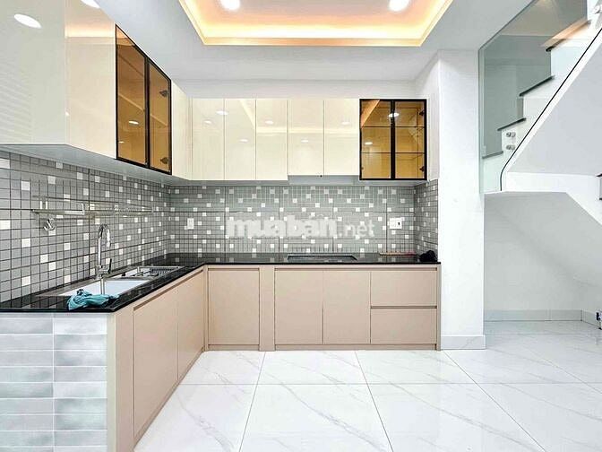 CÔ CHÚ NGỘP VỐN BÁN GẤP NHÀ UNG VĂN KHIÊM-BÌNH THẠNH GIÁ 6tỷ890/ 64m2
