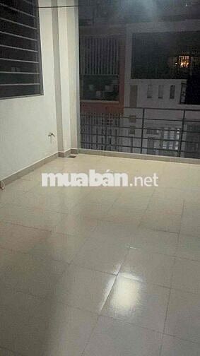 Nhà hxh 3x10, T3LSt, 5PN, 3WC, NT cơ bản, Nguyễn Đình Chính, Phú Nhuận