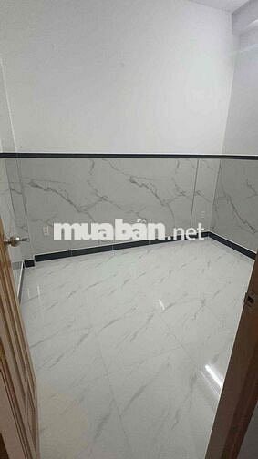 Nhà hxh 3x10, T3LSt, 5PN, 3WC, NT cơ bản, Nguyễn Đình Chính, Phú Nhuận