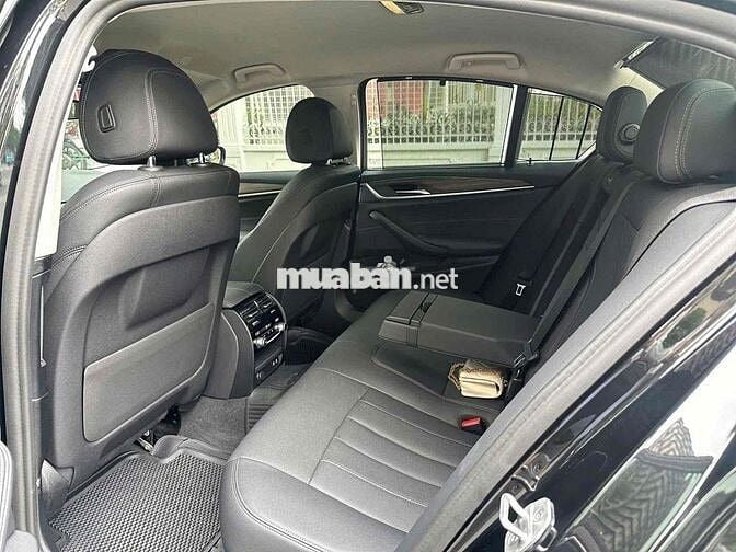 BMW 5 Series 520i Ưu Đãi Cực Khủng !!!