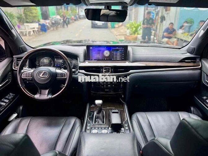 Lexus LX 570 Model 2017