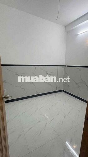 Nhà hxh 3x10, T3LSt, 5PN, 3WC, NT cơ bản, Nguyễn Đình Chính, Phú Nhuận