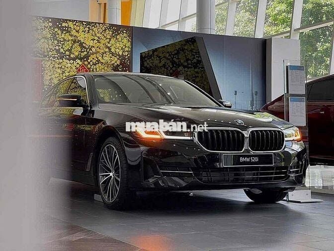 BMW 5 Series 520i Ưu Đãi Cực Khủng !!!