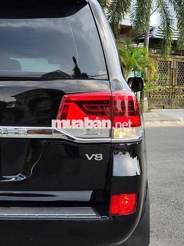 Hơn 1 TỶ có xe phôm 2020 Land Cruiser cực Chất nè