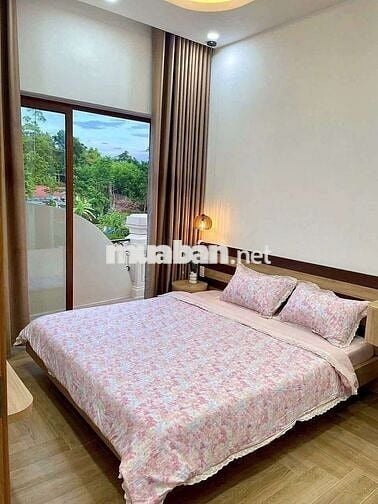 Bán nhà mặt tiền Tân Kiên, Bình Chánh, 84m2, 1tỷ1 - sổ riêng