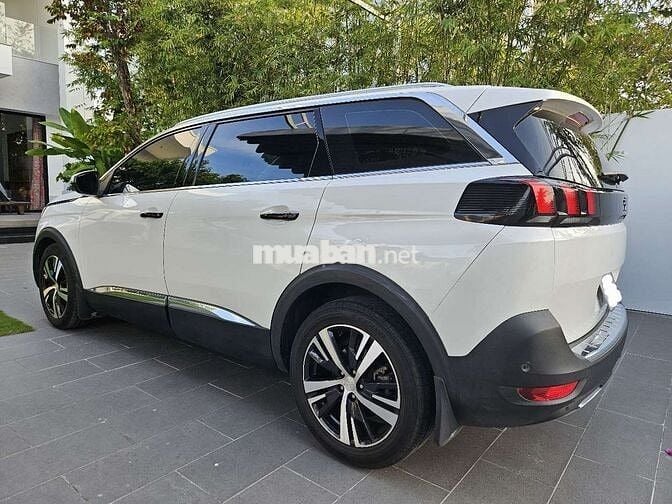 PEUGEOT 5008 SX 2018