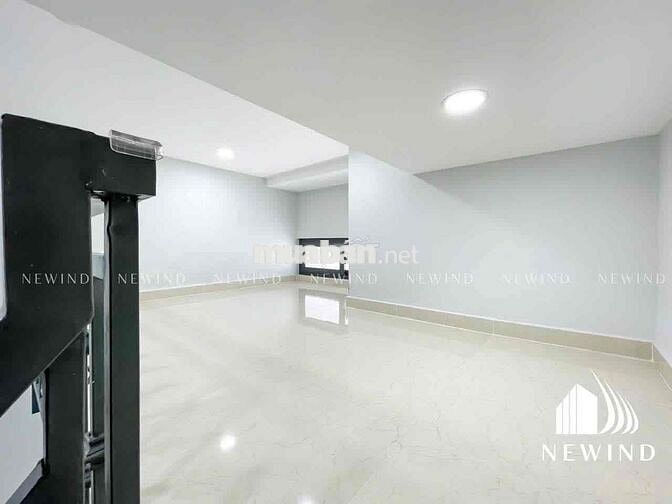 muốn sang lại hợp đồng phòng còn 11 Tháng