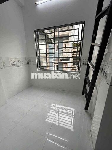 CHO THUÊ PHÒNG GIÁ RẺ CHỈ 3tr2 - CỬA SỔ TRỜI - GẦN ĐẦM SEN