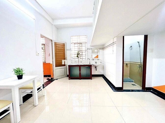 PHÒNG TRỌ GIÁ RẺ GÁC CAO MỚI XÂY FULL NỘI THẤT - NGAY TRỆT- FREE XE