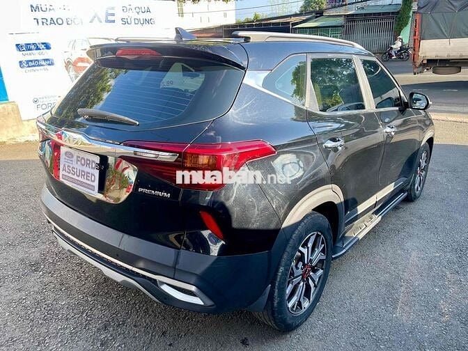 Kia Seltos 2022 Premium 1.6 AT - 64000 km
