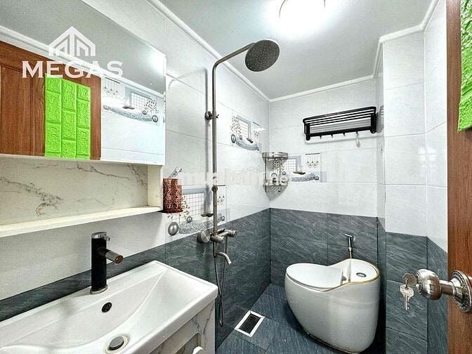 MỚI 💯 ĐỐI DIỆN NHÀ MÁY BIA LÊ VĂN KHƯƠNG - BAN CÔNG - ĐẦY ĐỦ NỘI THẤT