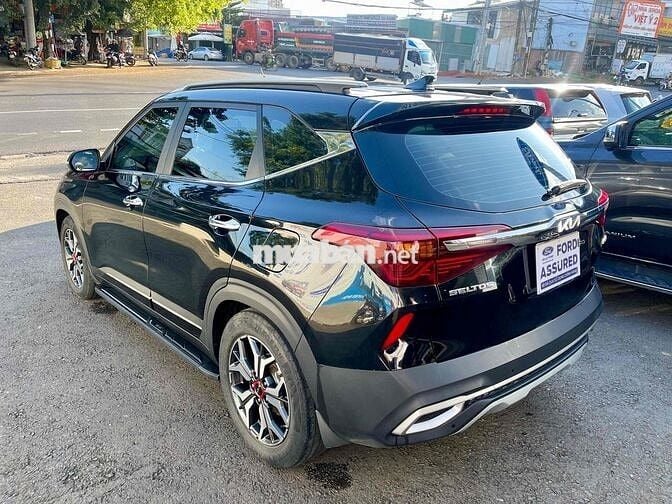 Kia Seltos 2022 Premium 1.6 AT - 64000 km