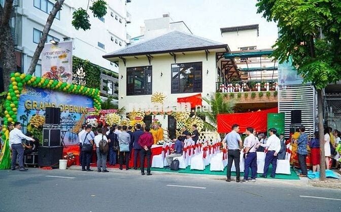 Biệt thự 54 Nguyễn Đình Chiểu, Quận 1 - DT 17x30m, TRỆT 2LẦU, GIÁ TL