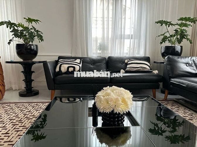 CẦN BÁN BIỆTTHỰ LIỀN KỀ THỰ SÀI ĐỒNG LONG BIÊN HÀ NỘI.