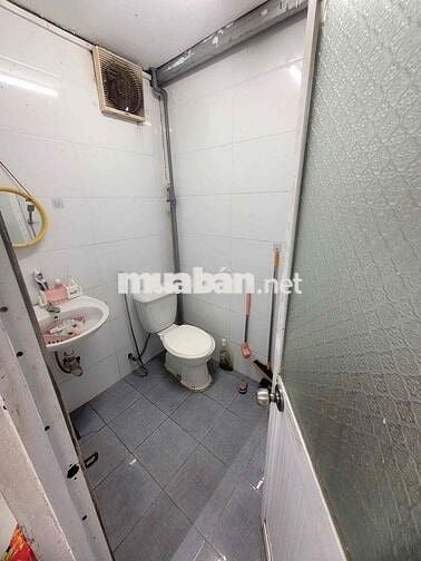 Nhà Trống Suốt 2Pn Vừa Ở Vừa Chứa Hàng Quá Ok Giá 10 Triệu