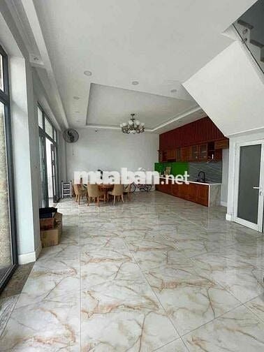 NÓNG - BÁN BIỆT THỰ 3 TẦNG ĐẸP – TRƯỜNG THỌ  130m2(11x14)- chỉ 14.4 ty