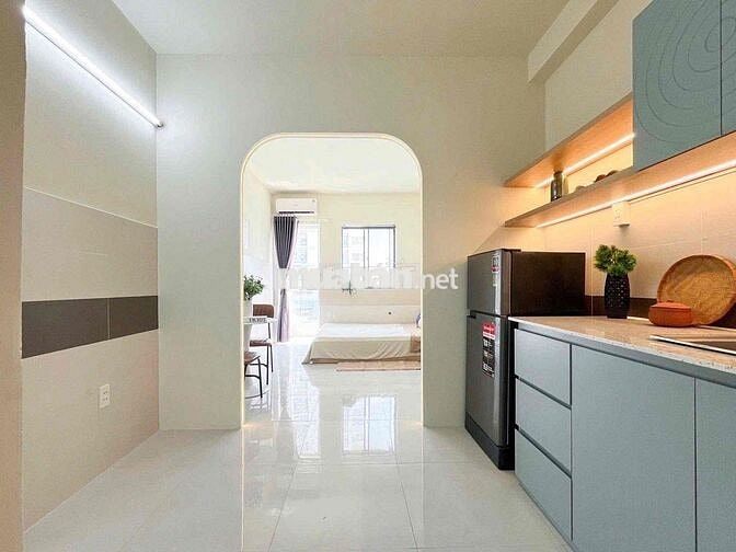 Cho Thuê Căn Hộ Mới Xây_Rộng 40m2, Ban công gần Ngã Tư Hàng Xanh