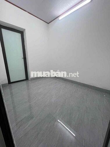 Siêu Hiếm Bán Căn Hộ Tập Thể Nguyễn Văn Cừ 45M Trung Tâm Gia Thuỵ,LB
