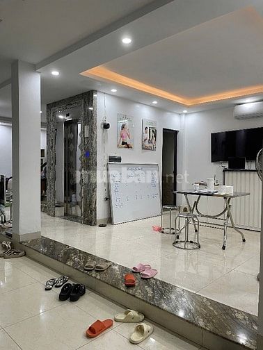 Chính chủ cho thuê nhà Liền Kề 5 Tầng,Thang Máy tại Mỗ Lao,Hà Đông