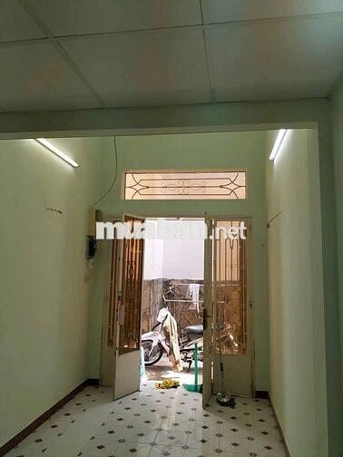 CHO THUÊ NHÀ HẺM 2 XE MAY, 1 XET, TRẦN ĐÌNH XU Q.1