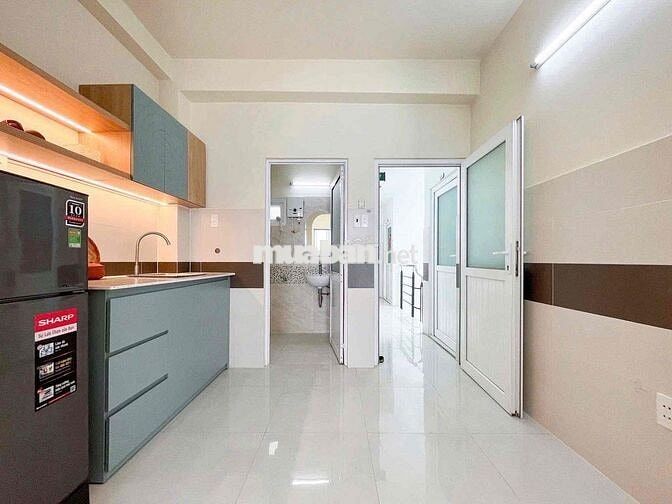 Cho Thuê Căn Hộ Mới Xây_Rộng 40m2, Ban công gần Ngã Tư Hàng Xanh