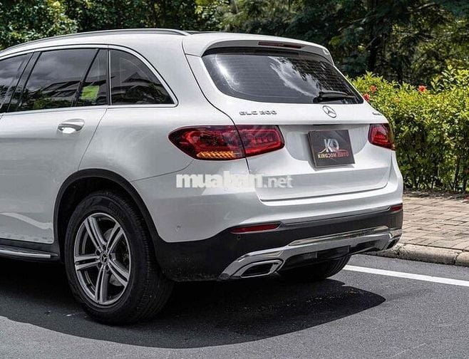 GLC200 facelift Model 2022 cá nhân 1 chủ siêu đẹp