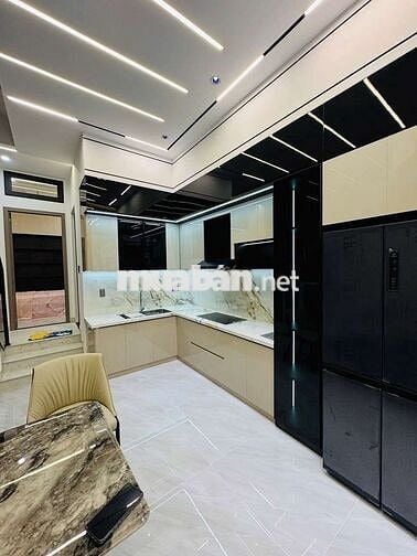 Cho thuê nhà mới 100% 3 tầng kiệt Oto Hà Huy Tập- Thanh Khê