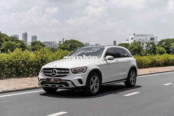 GLC200 facelift Model 2022 cá nhân 1 chủ siêu đẹp