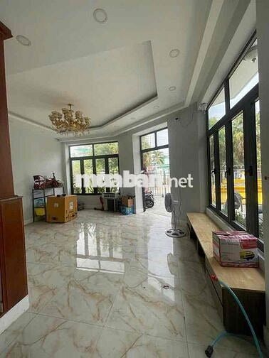 NÓNG - BÁN BIỆT THỰ 3 TẦNG ĐẸP – TRƯỜNG THỌ  130m2(11x14)- chỉ 14.4 ty