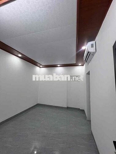 Siêu Hiếm Bán Căn Hộ Tập Thể Nguyễn Văn Cừ 45M Trung Tâm Gia Thuỵ,LB