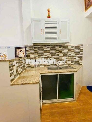 Cho thuê nhà trệt lầu nguyên căn 35m2 hẻm 4 CMT8 Cái Khế