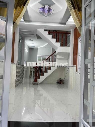 nhà 1 trệt 2 lầu đối diện nhà máy bia harniken Q12 Giá 2 tỳ 298Tr