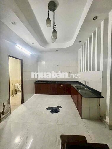 Nhà(6x20m) Phú Thọ Hoà 2Lầu Sân Thượng 6PN 5VS Hẻm Tải