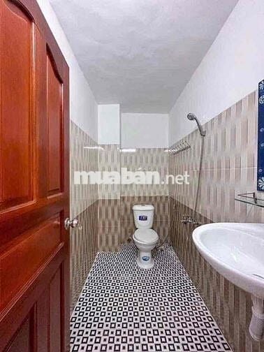 cho thuê nhà trệt lầu 4x11m 2phòng sẵn 2máy lạnh KDC Thới Nhựt