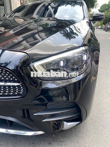Mercedes Benz E Class 2021 E300 AMG - 37000 km