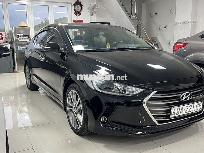 Hyundai Elantra 2018 2.0 AT - 88000 km