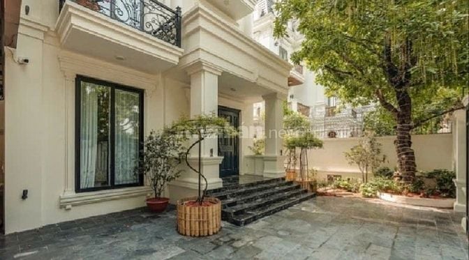Bán biệt thự phố Trần Thủ Độ - KĐTM Pháp Vân , DT 275 m2, MT 13 m