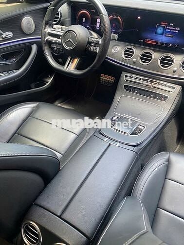 Mercedes Benz E Class 2021 E300 AMG - 37000 km