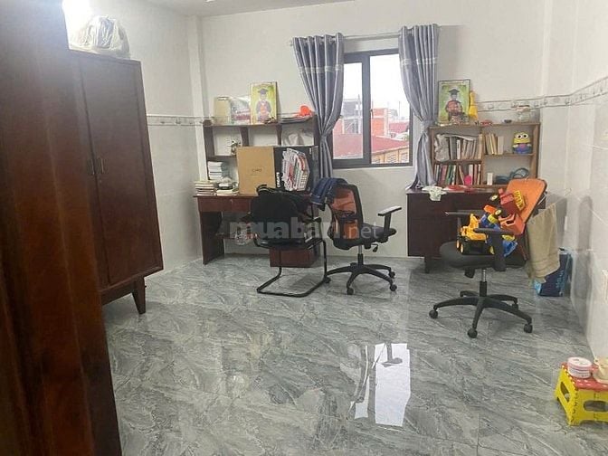 Nhà mới 99% hẻm 4m hậu Giang 4x16 1 trệt 2 lầu 1t như hình